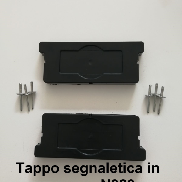 Tappi segnaletica N320 in gomma